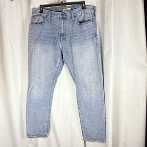 Madewell‎ Men's Relaxed Light Blue Jeans size 38 x 30 measures waist 41x  30